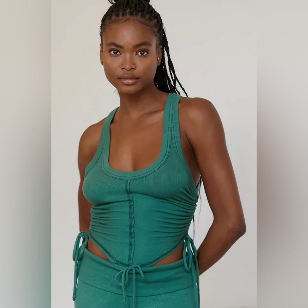 URBAN OUTFITTERS | Out From Under Sweet Dreams
Ruched‎ Tank Top NWT Medium